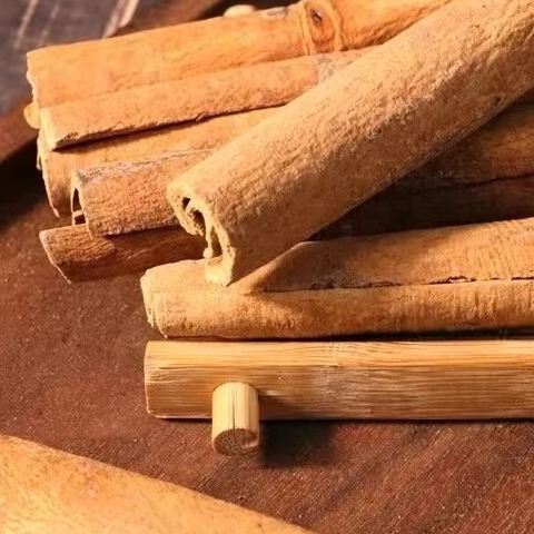 Cinnamon Sticks, Cinnamon Dry Goods, Chinese Herbal Medicines, Authentic Cinnamon Slices, Guangxi Seasoning and Spices, Commercial Cinnamon Powder 500g