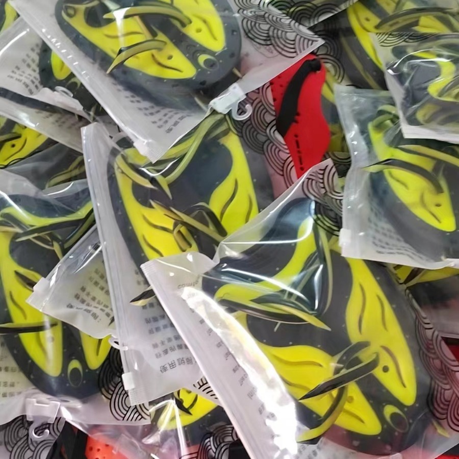 Spot Adult and Kidsren's Handpu Paddling Silicone Handpu Swimming Training Equipment Adjustable Freestyle Handpu