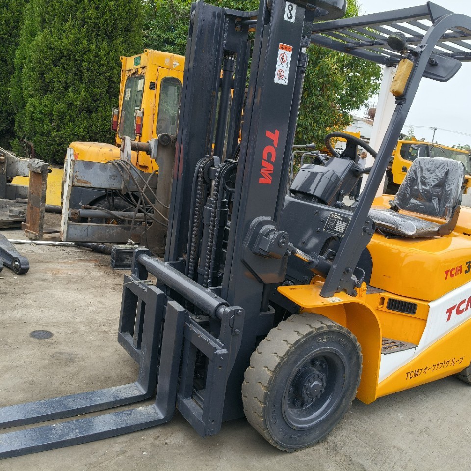 Supply Used Tcm Container Forklift 3 Ton Forklift