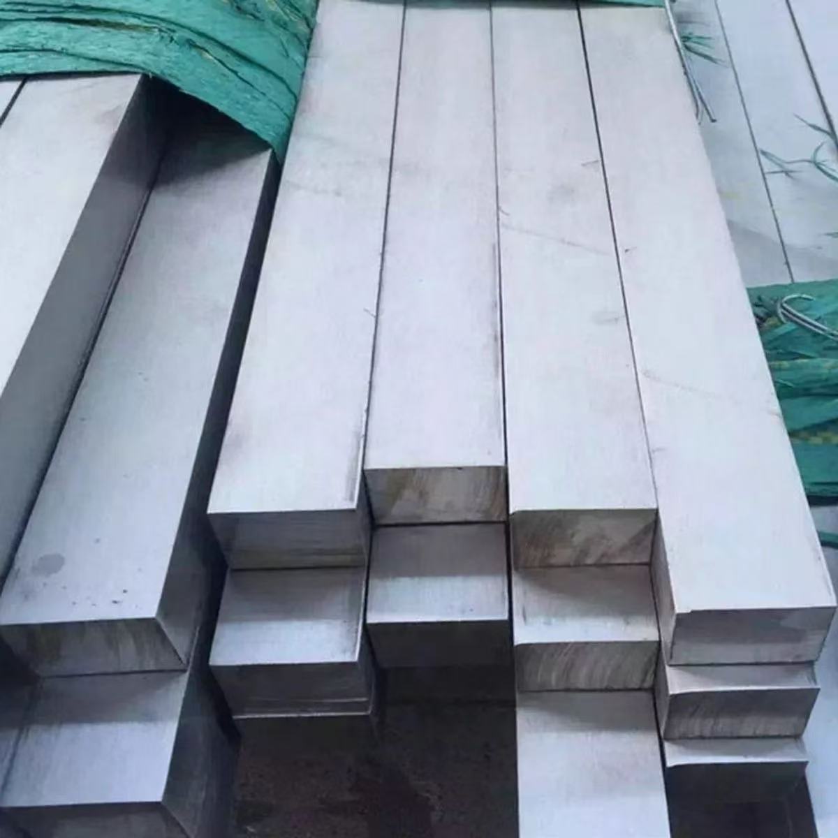 304 Stainless Steel Flat Steel Manufacturer 316L Stainless Steel Flat Bar Square Bar Plate Strip Rod Zero-Cut Cold-Drawn Flat Steel