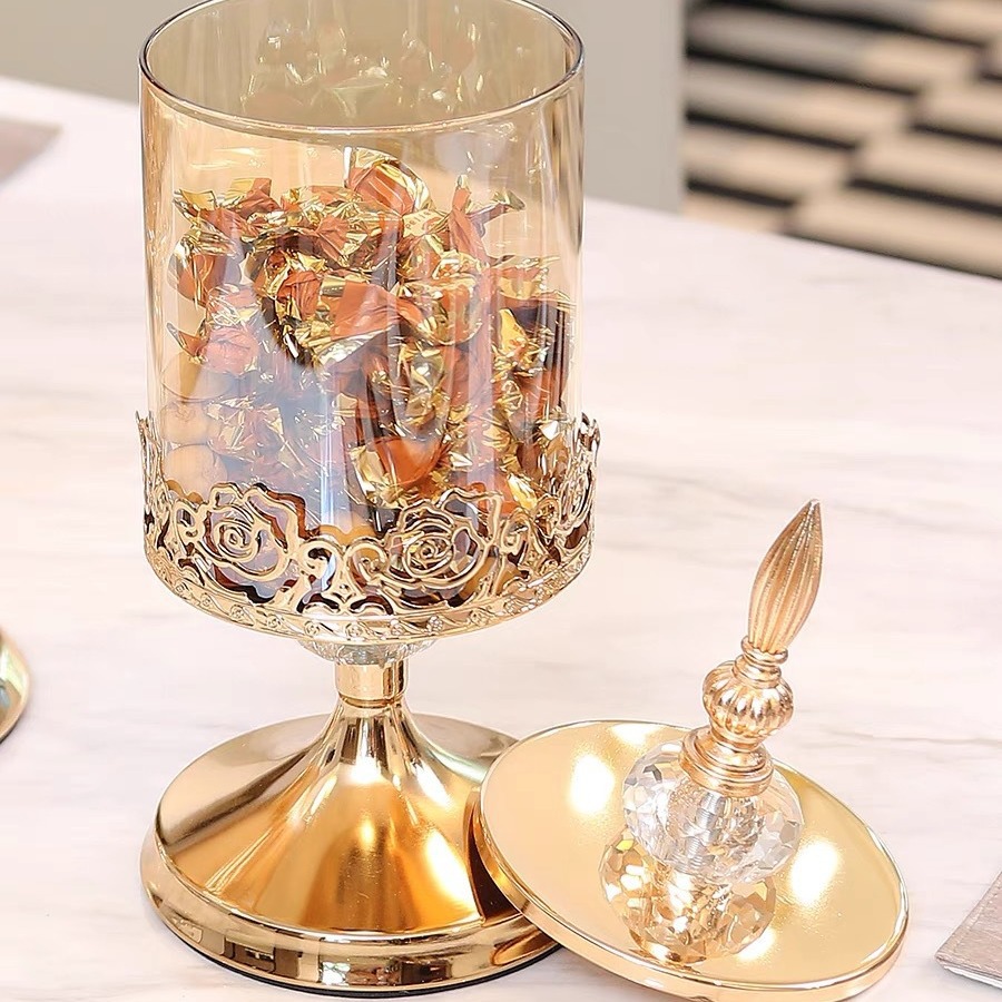 Light luxury crystal glass storage jar with lid European American style living room coffee table lace candy jar storage decoration ornaments