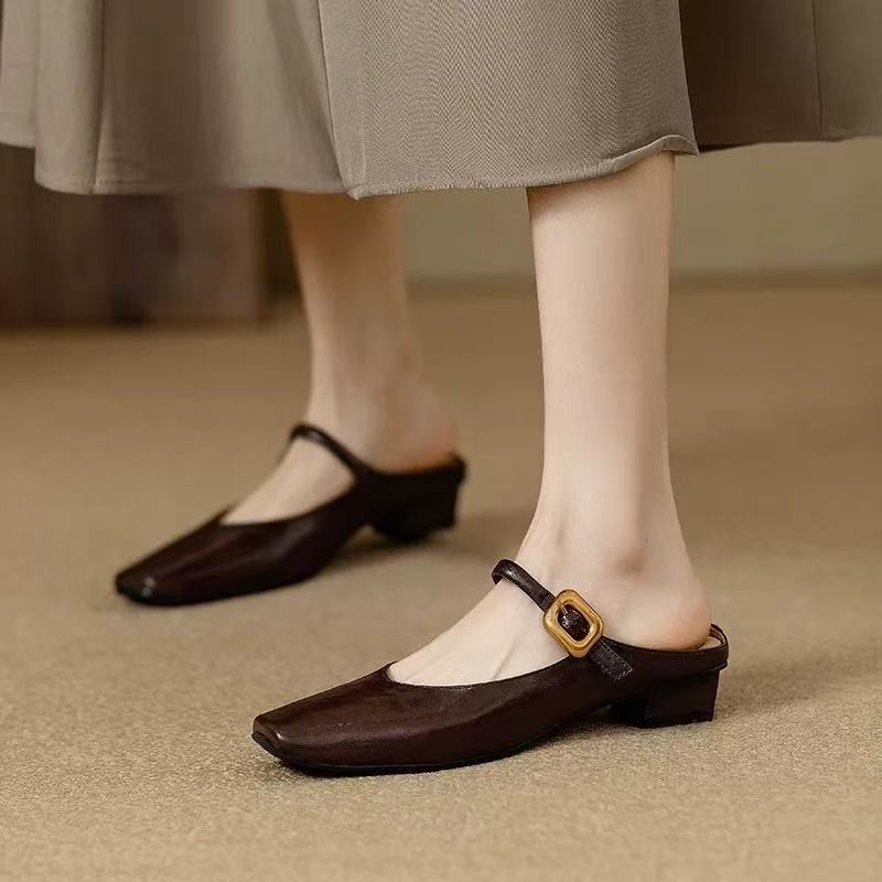 Women's First Sheepskin Shoes Soft and Comfortable 2025 Early Spring Square Toe Artistic Retro Low Heel Single-Layer Shoes