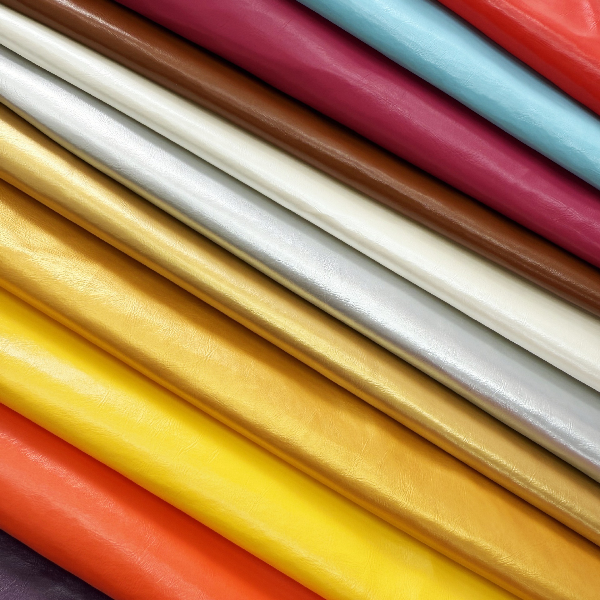 Мягкий, деликатный, эластичный, гладкий полупуховый мех, лобовое стекло для электромобиля с краевой отделкой, кожаная ткань