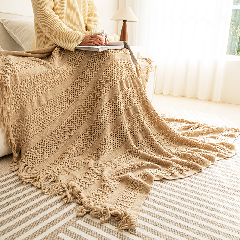 Nordic ins acrylic knitted shawl blanket geometric twisted nap blanket blanket office air conditioning sofa blanket autumn and winter