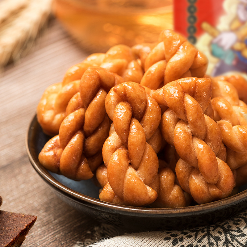 Pre-Sale for Seven Days: [Three Squirrels Wukong Twist Snacks 108g] Brown Sugar Small Twist Snacks, a Filling Snack for Leisure Time