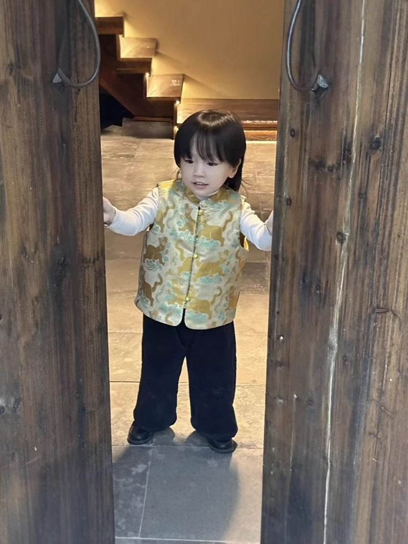 Boys' Winter Clothes Children's Tang Suit Vest Baby's Dress Children's Winter Chinese Style New Year's Eve Service Tiger Town Five Poison