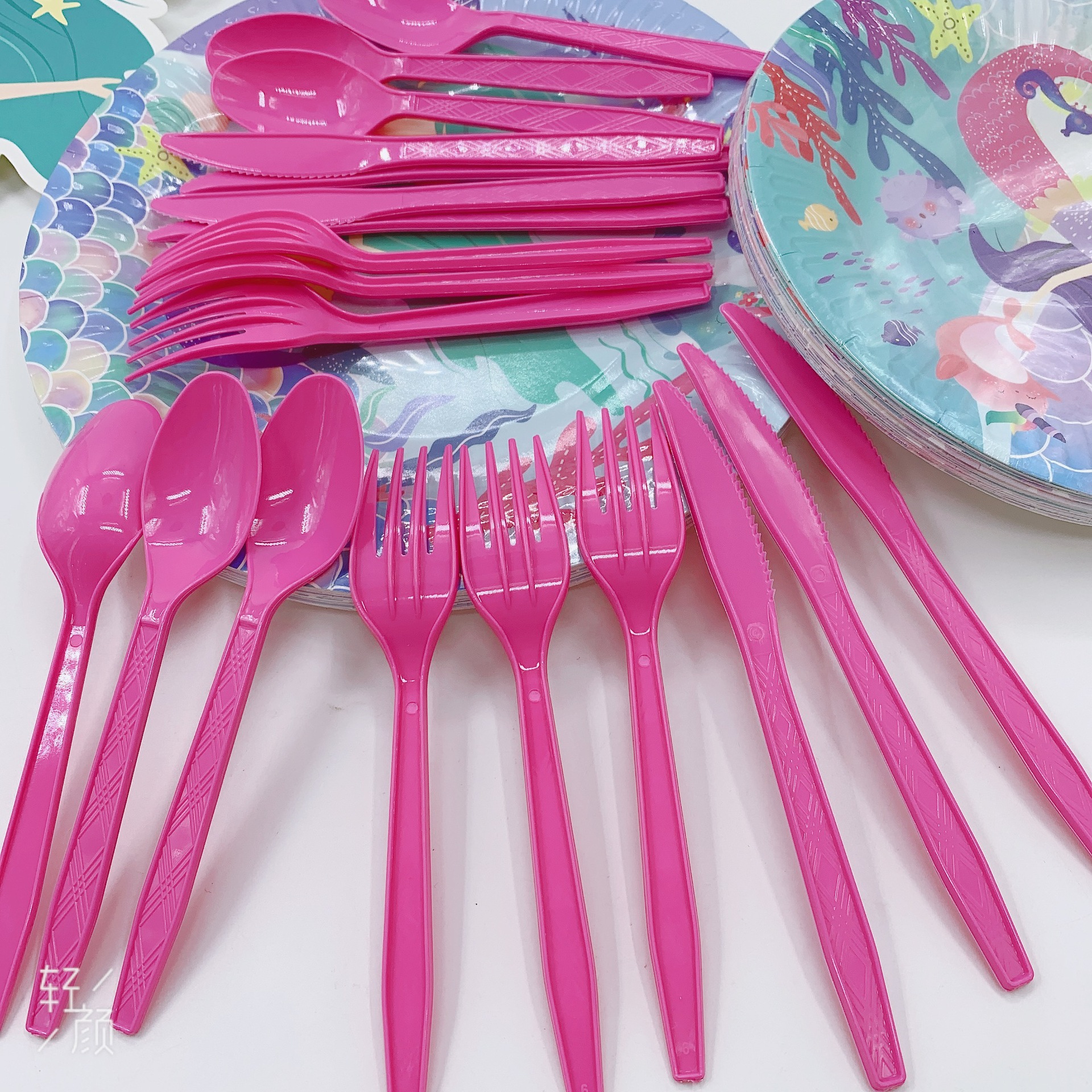 Disposable Cutlery, Forks, and Spoons for Takeout Packaging, Western-Style Plastic Dining Set Tableware