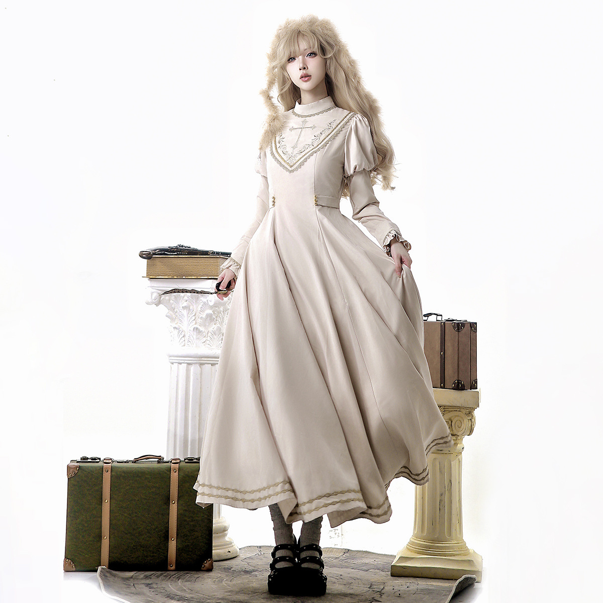 Xiongdoujiang Original Imperial Coronation Lolita Women's Lolita Cloak Dress Daily Sweet Outfit 9744