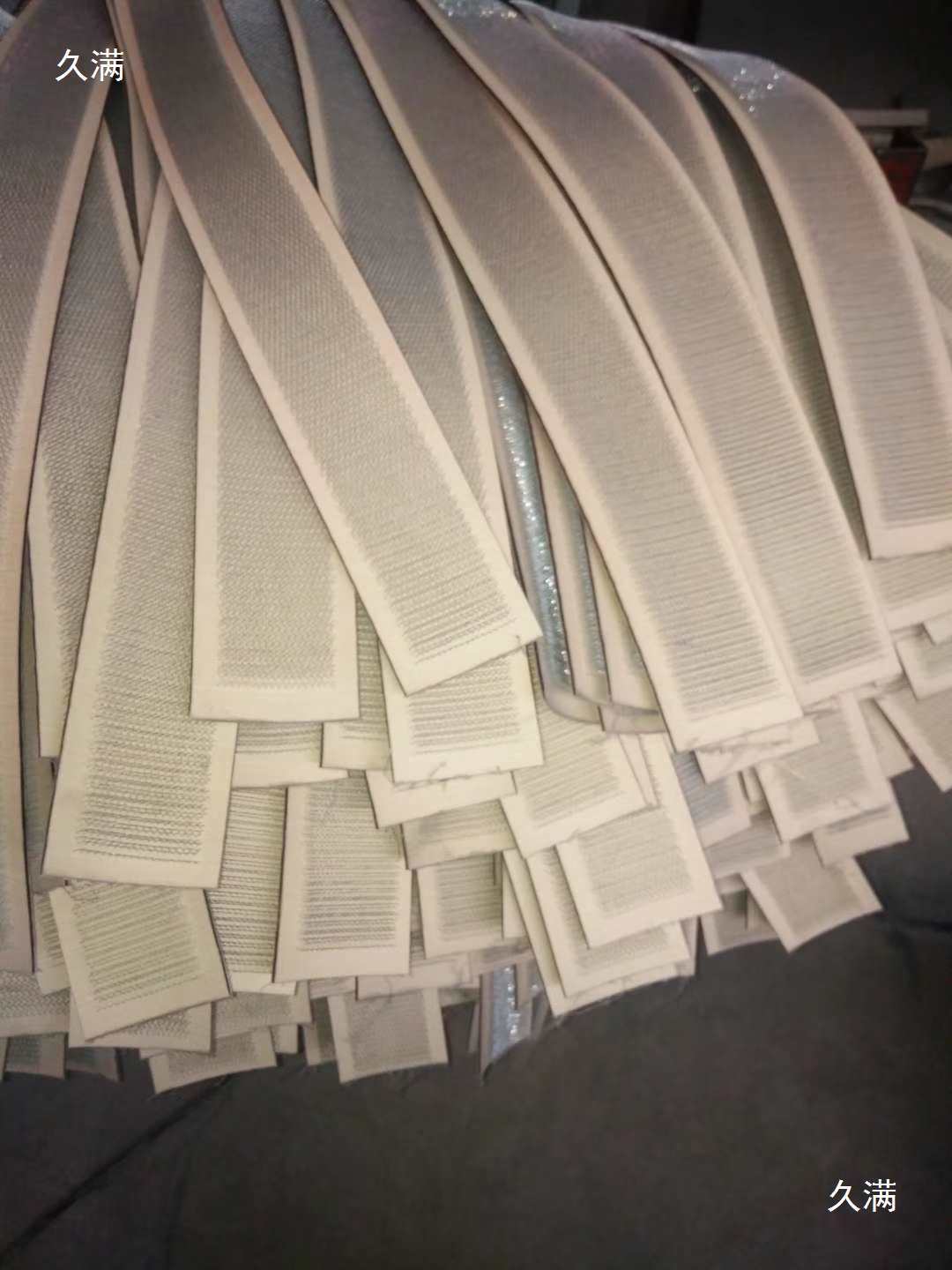 Non-Woven Equipment Elastic Cleaning and Combing Machine Needle Cloth Brush Strip Elastic Cotton Elastic Machine Brush Devil Curved Angle Accessories Needle Cloth