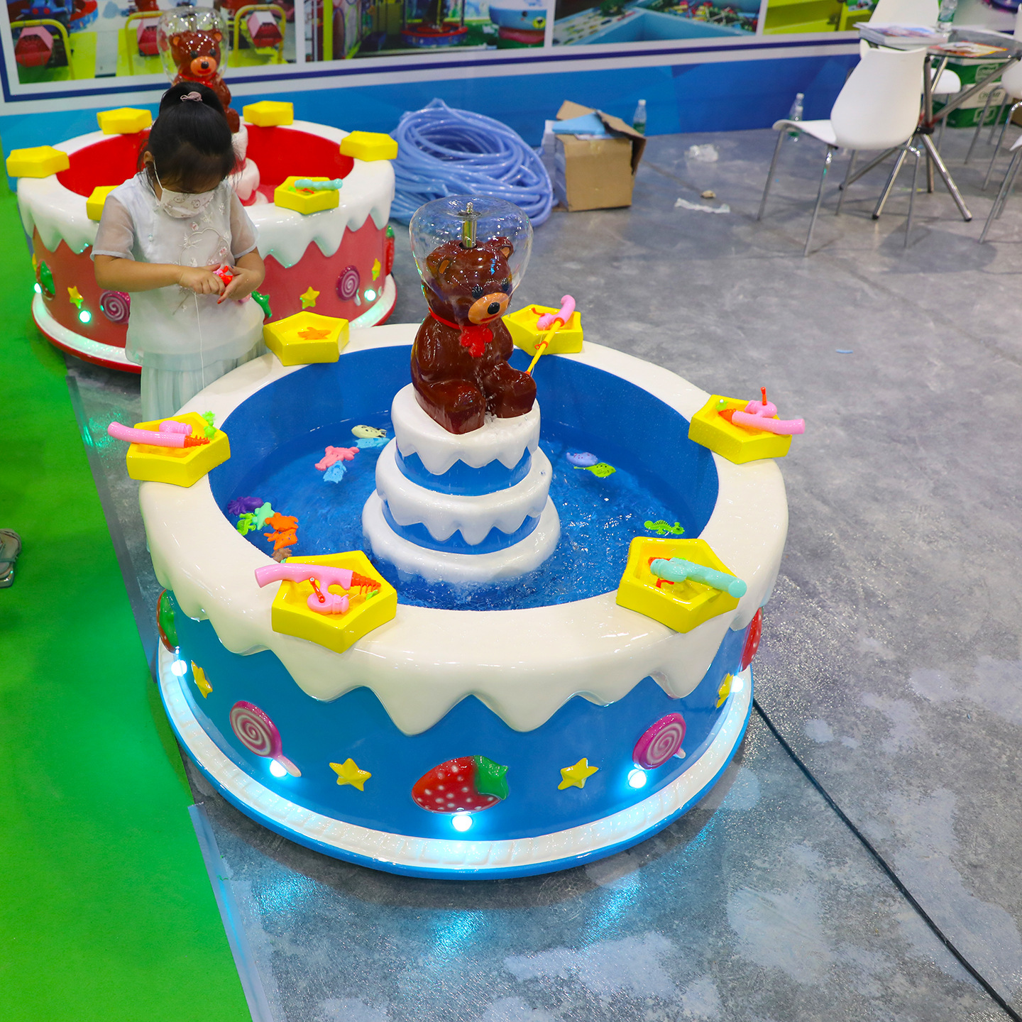 Children's Fun Kidsren's Fishing Pool Fiberglass Fishing Pool Outdoor Park Square Stall Fishing Fishing Feeding Fish