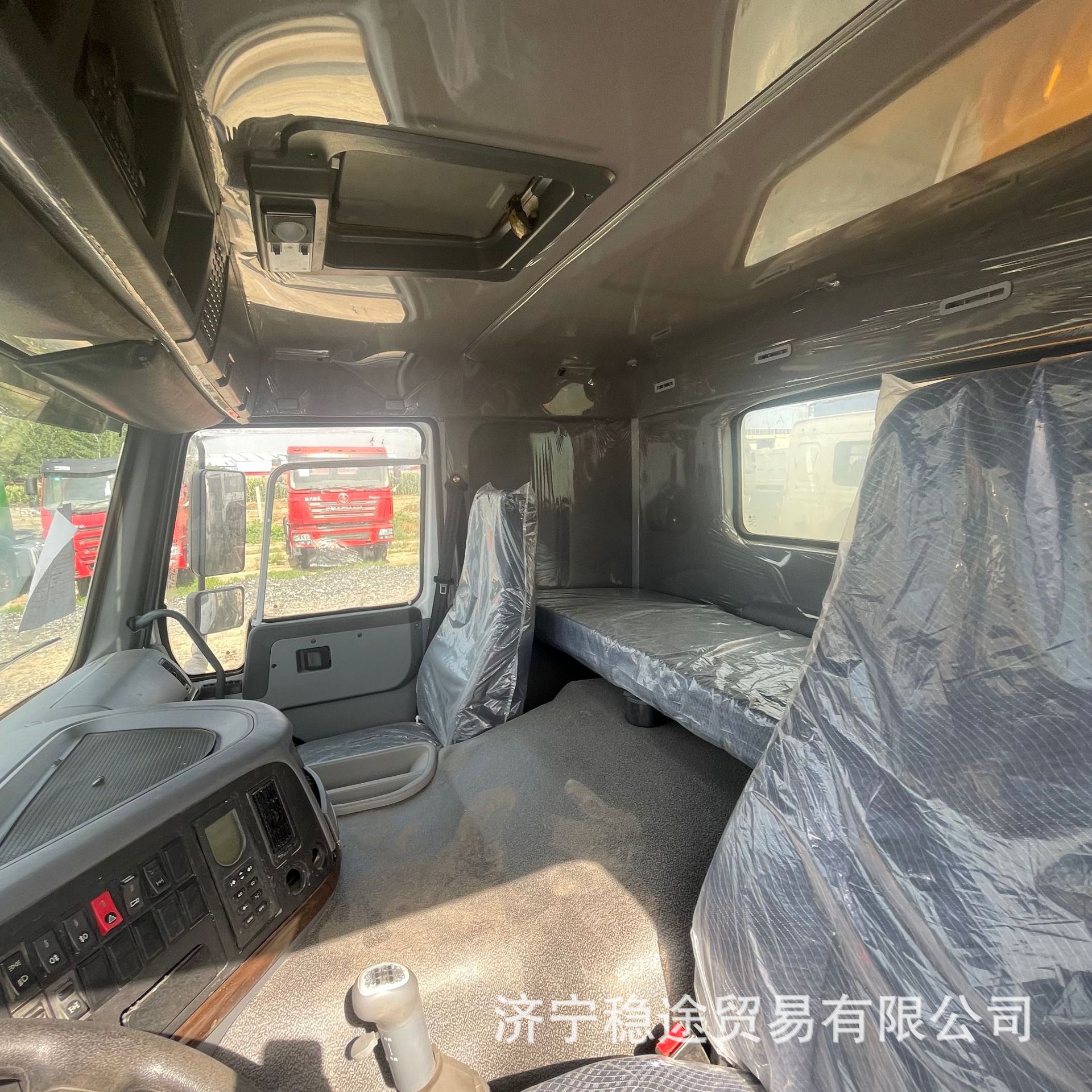 Cross-Border Supply of Sinotruk Howo371 6X4 5-Ton Truck Crane Engineering Truck Truck Crane