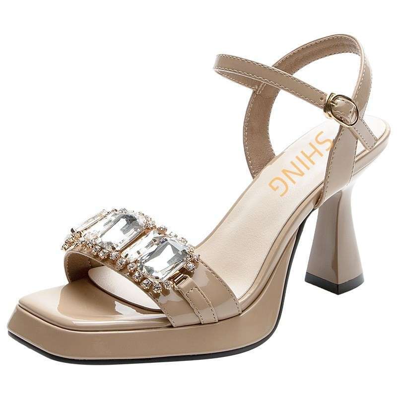 Wide-Footed Super Summer New Waterproof Platform Rhinestone Outer Sandals. Summer High Heels Are Too Big. It Is Recommended to Take One Size Smaller