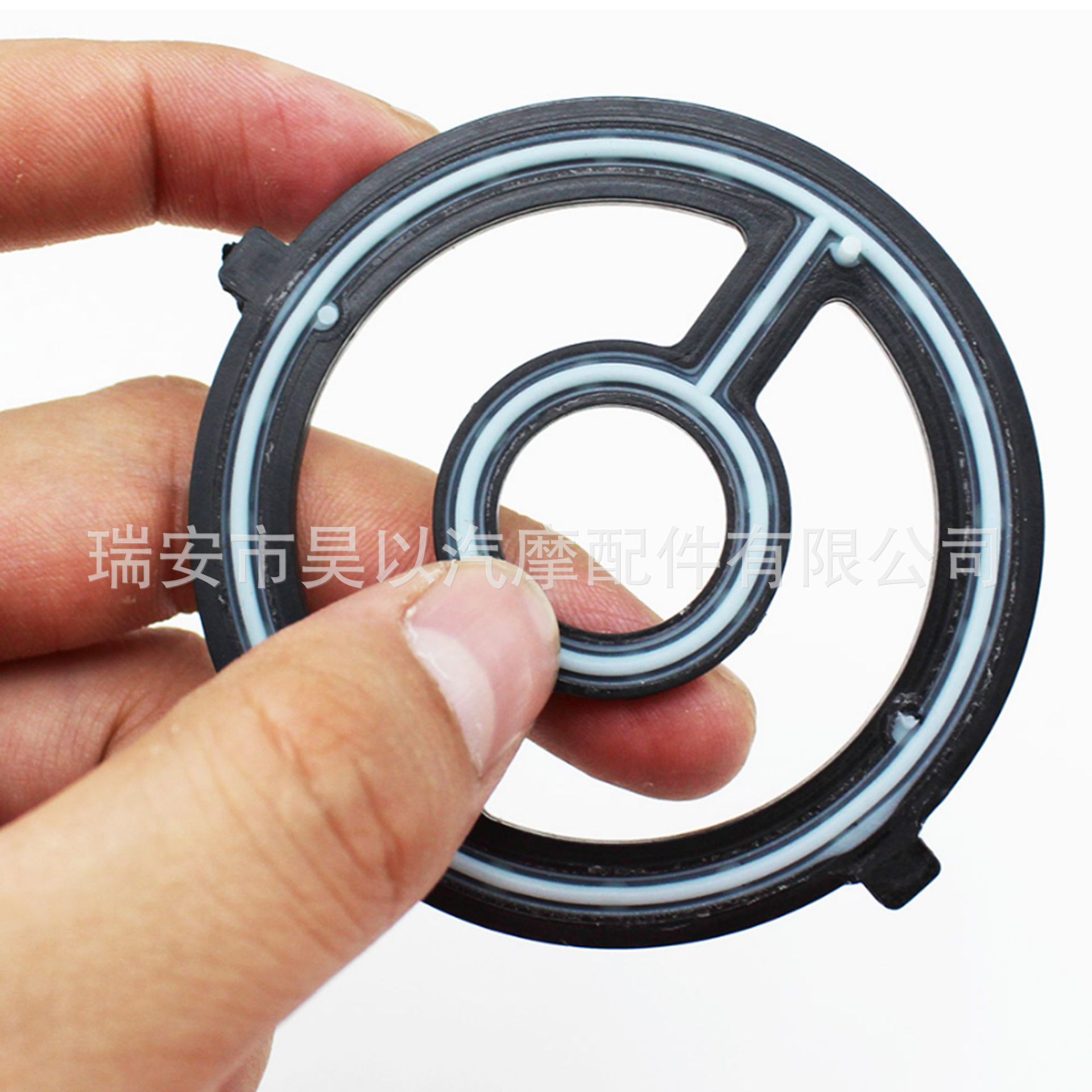 Suitable for Mazda 3 5 6 Cx7 Oil Cooler Lf0214700, 1S7Z6A642Aaa