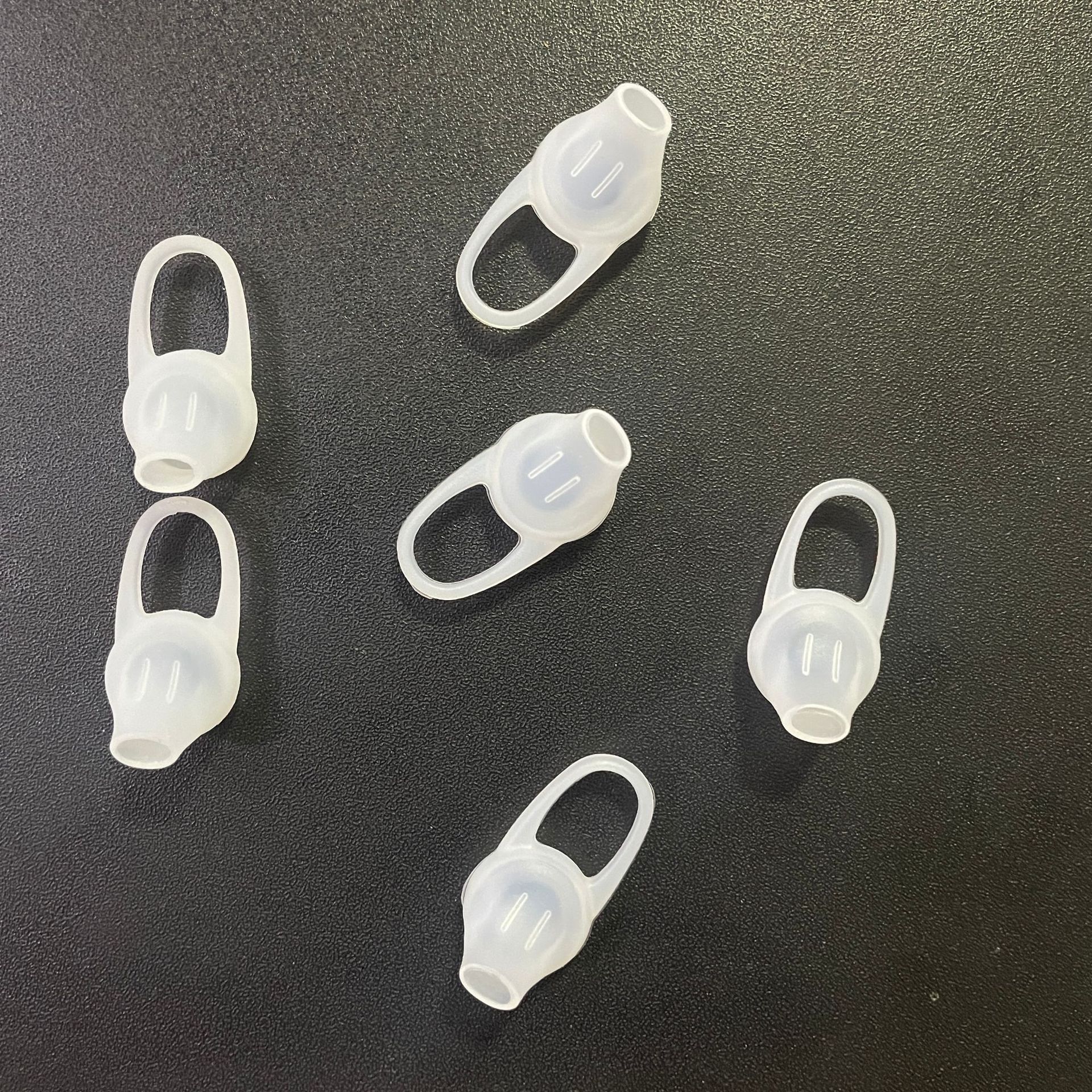 in stock low-cost batch processing, pointed mouth wireless bluetooth headset ear support ear cap, suitable for unilateral bluetooth headset