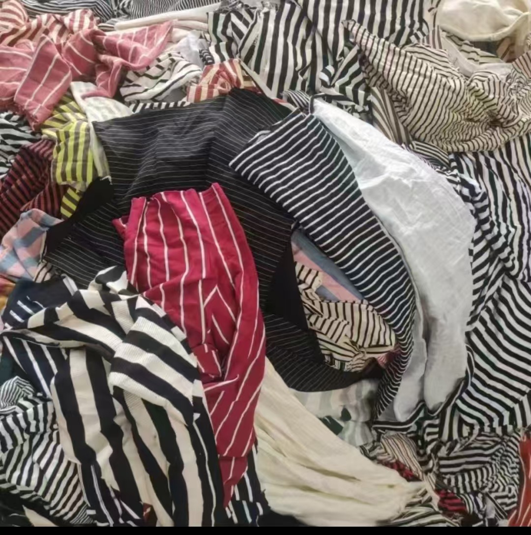 Cotton Industrial Machine Wiping Cloth Absorbs Water and Oil, Variegated Rag Rag Splicing, Degreasing and Decontamination Waste Cloth Factory Wholesale