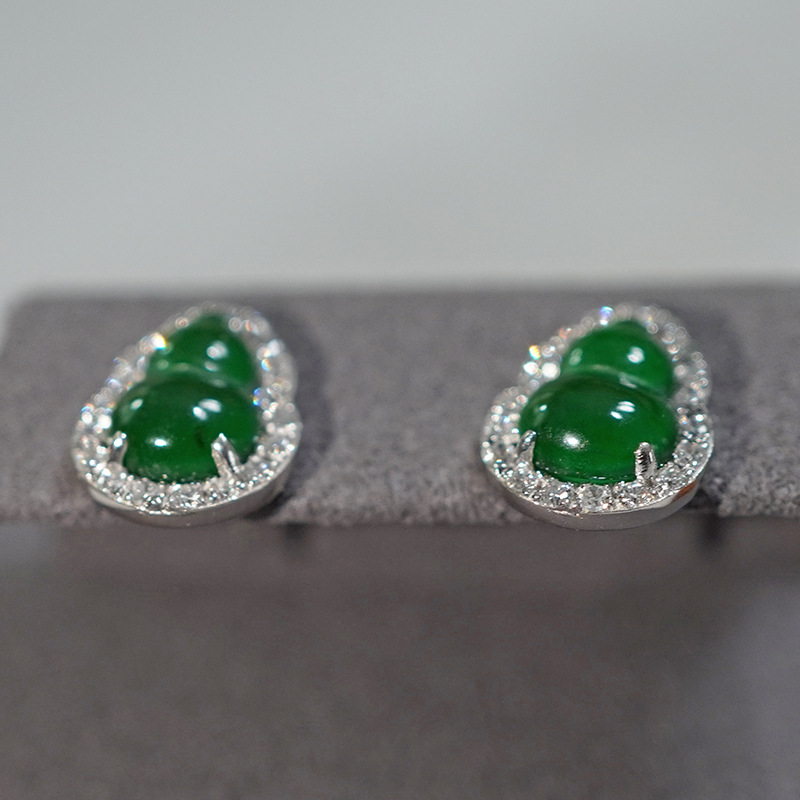 Pt950 Platinum Cultured Diamond Gourd Full Diamond Jade Earrings