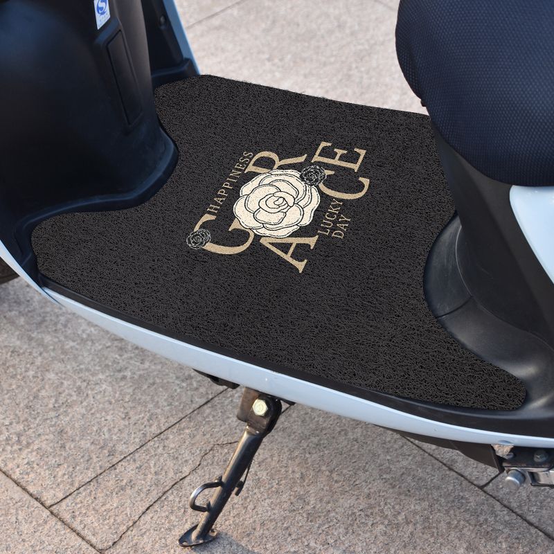 Electric car silk ring foot mat universal thick waterproof battery car foot mat can be freely cut non-slip pedal mat