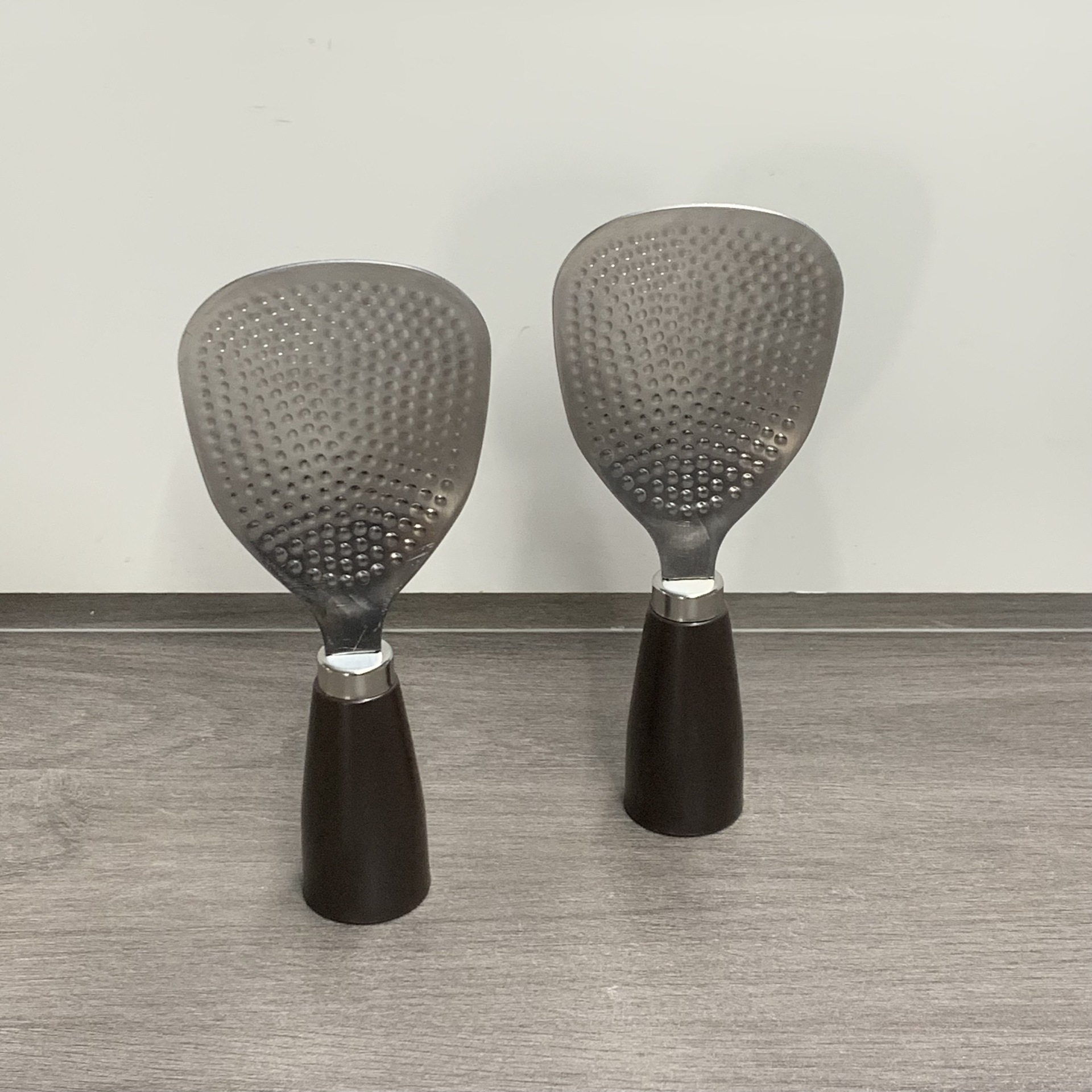 Wooden Handle Stainless Steel Rice Spoon Vertical Rice Cooker Spoon Rice Household Shovel Thickeneded High Temperature Resistant Food Grade Rice Spoon