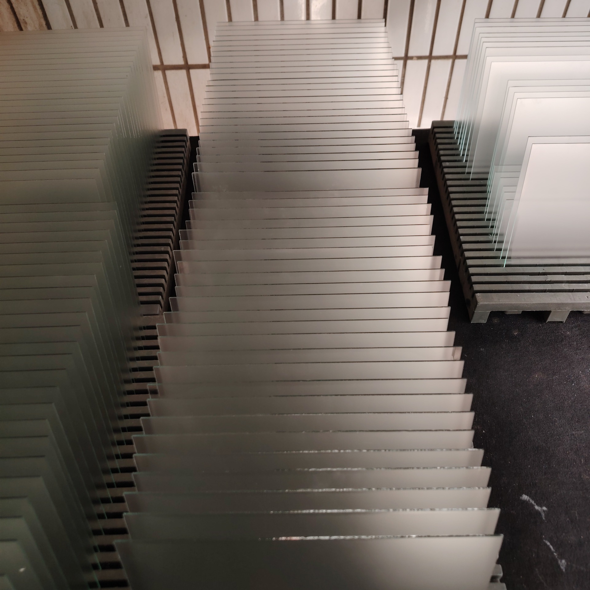 Anti-Newton Ring Glass Optical Anti-Reflective Scanner Instrument Flip-Screen Display Cover Plate Is Supplied by Special Manufacturers