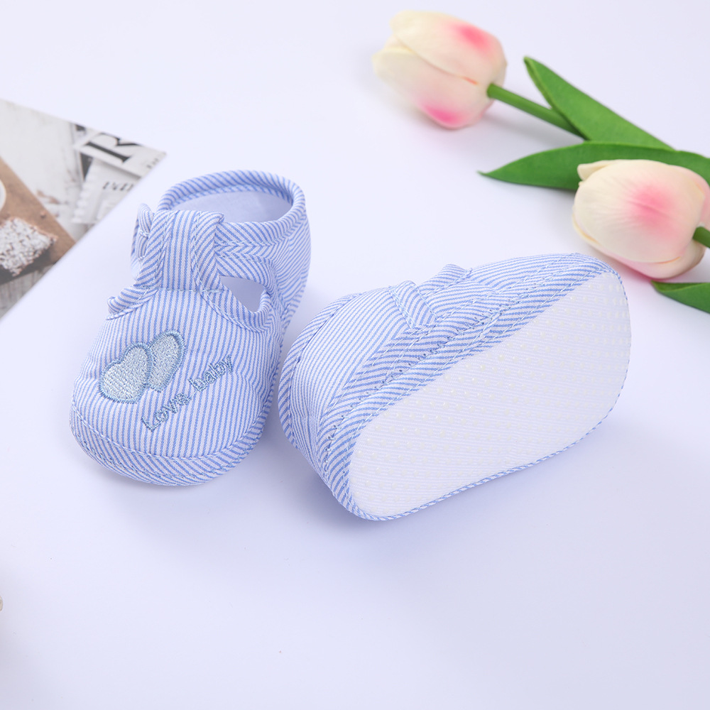 Classic Double Heart Spring and Autumn Men's and Women's Baby Shoes 0-1 Years Old Soft Bottom Toddler Shoes 3-6-9 Years Old Baby Step Front Shoes
