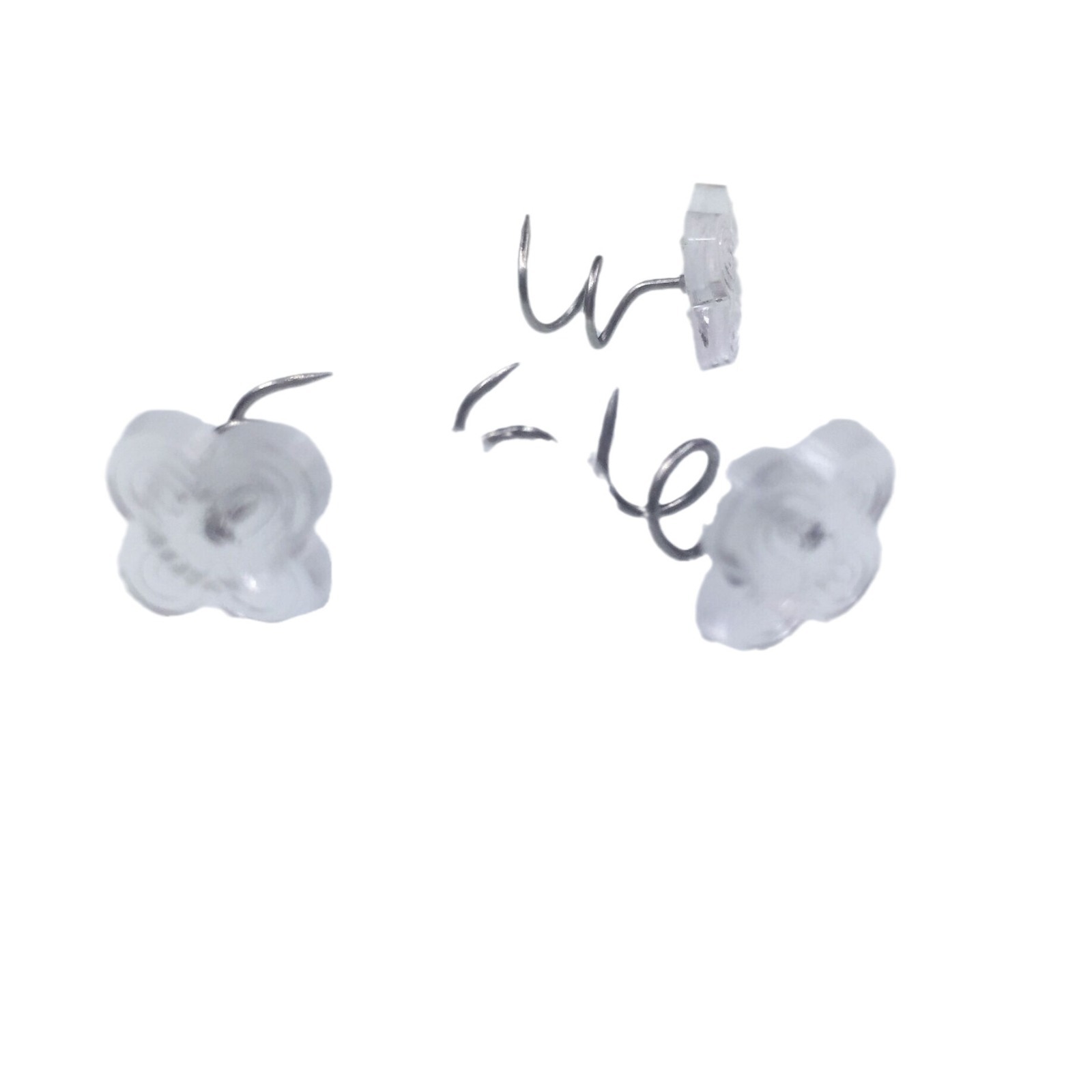 One-Piece Drop-Shipping Popular Artifact New Stainless Steel Four-Leaf Clover Twist Nail Sofa Holder Tape Plum Blossom