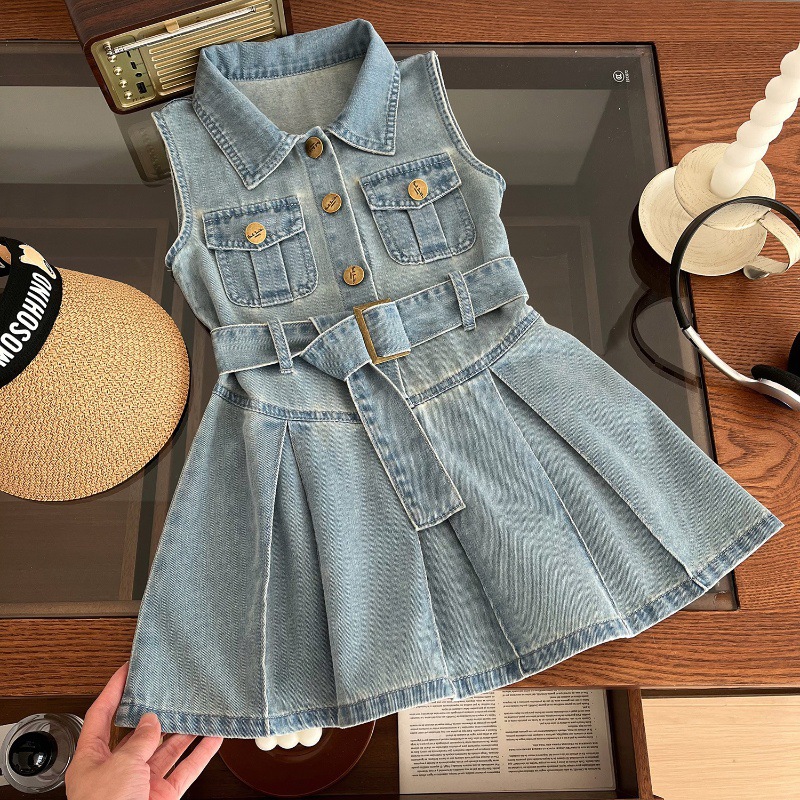 Girls' Denim Dress Fashionable Sleeveless 2024 Summer New Korean Style Children's Lapel Waist Vest for Baby dress