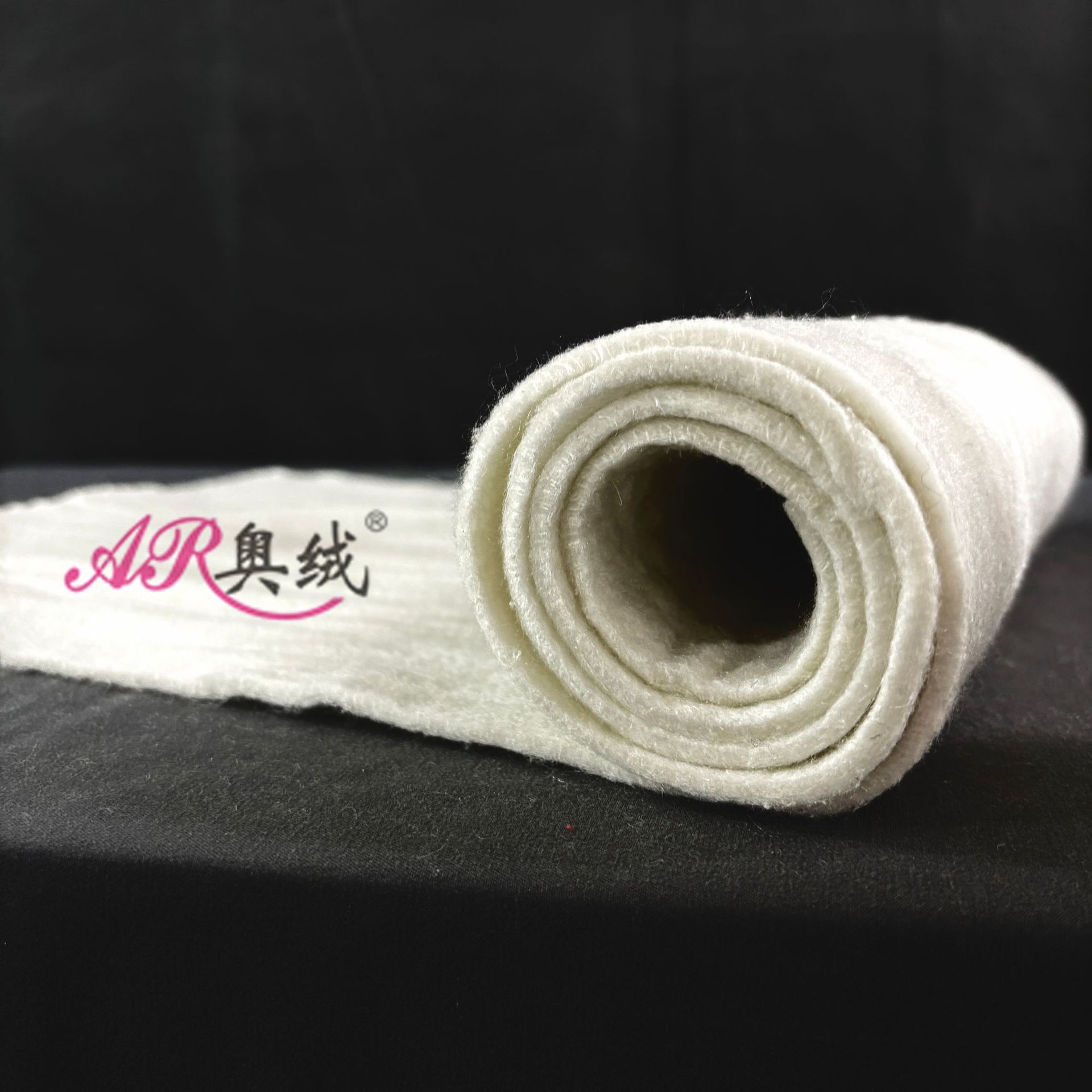 Source Factory Exports Silk Cotton, Mulberry Silk, Bamboo Fiber Blended Maternal and Infant Grade Home Textile Clothing Eye Mask Filling Material