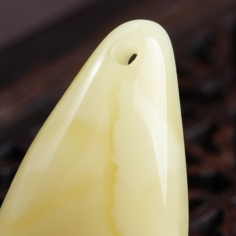 Authentic Pure Natural White Beeswax Beads, Buddhist Prayer Beads, High-Quality Russian Material, Chicken Oil Yellow Amber Pendants, Accessories Wholesale