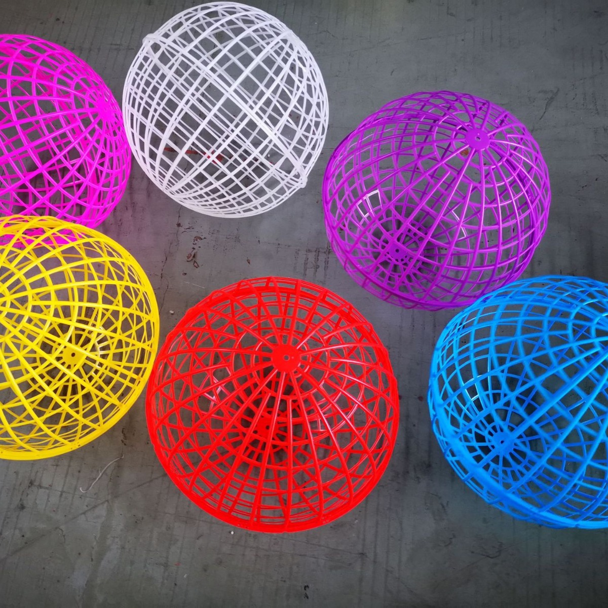 Cross-Border Rollable Round Cage Ball Type Internet Celebrity Walking Chicken Ball Type Chicken Cage Rabbit Cage Small Animal Protective Cage