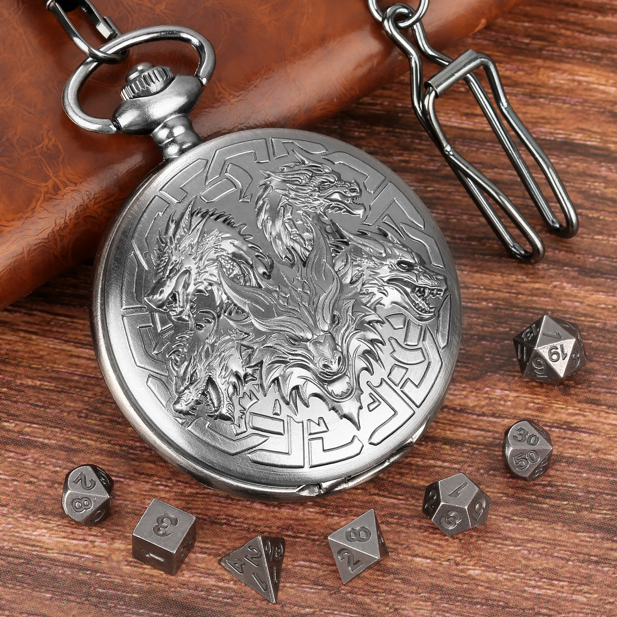 Dnd Dice Accessory Pocket Watch Case with Vintage Engraving, Featuring a Large Dragon Head in the Middle, Five Dragon Head Flip Cover Pendant, Available for Direct Sale