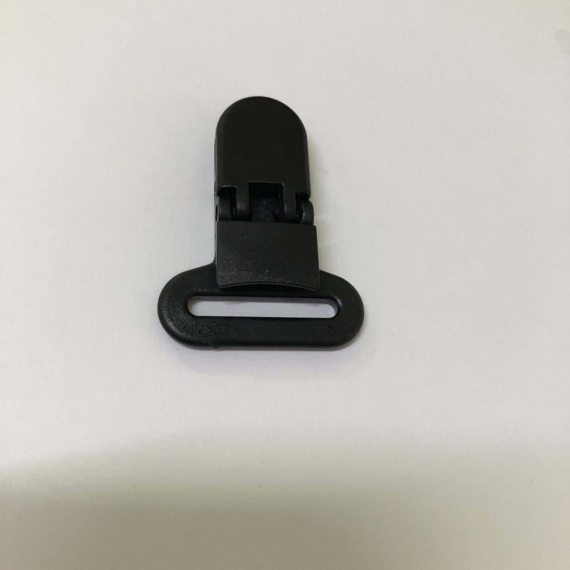 Fixed ring integrated clip 2.5cm plastic clip duckbill alligator clip pacifier clip plastic multi-purpose anti-drop clip