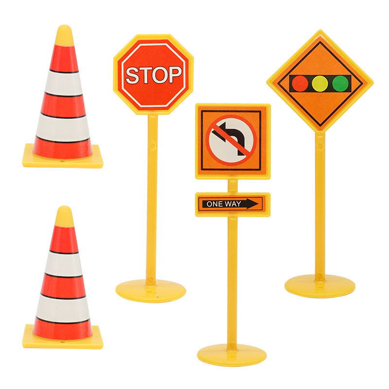 Plastic Large 5-piece Road Signs Cartoon Mini Roadblock Indication Traffic Light Set Toy Cake Jewelry Decoration Pendulum
