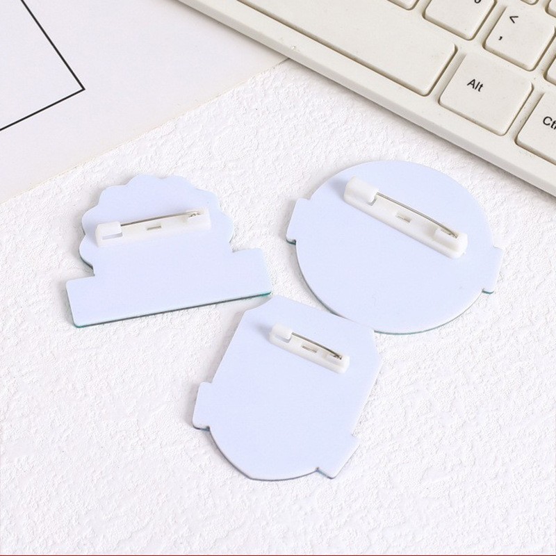 White Plastic Pin Pvc Buckle Pin Brooch Brand Buckle Pin Corsage Pin Pvc Brooch Badge DIY Handmade Material