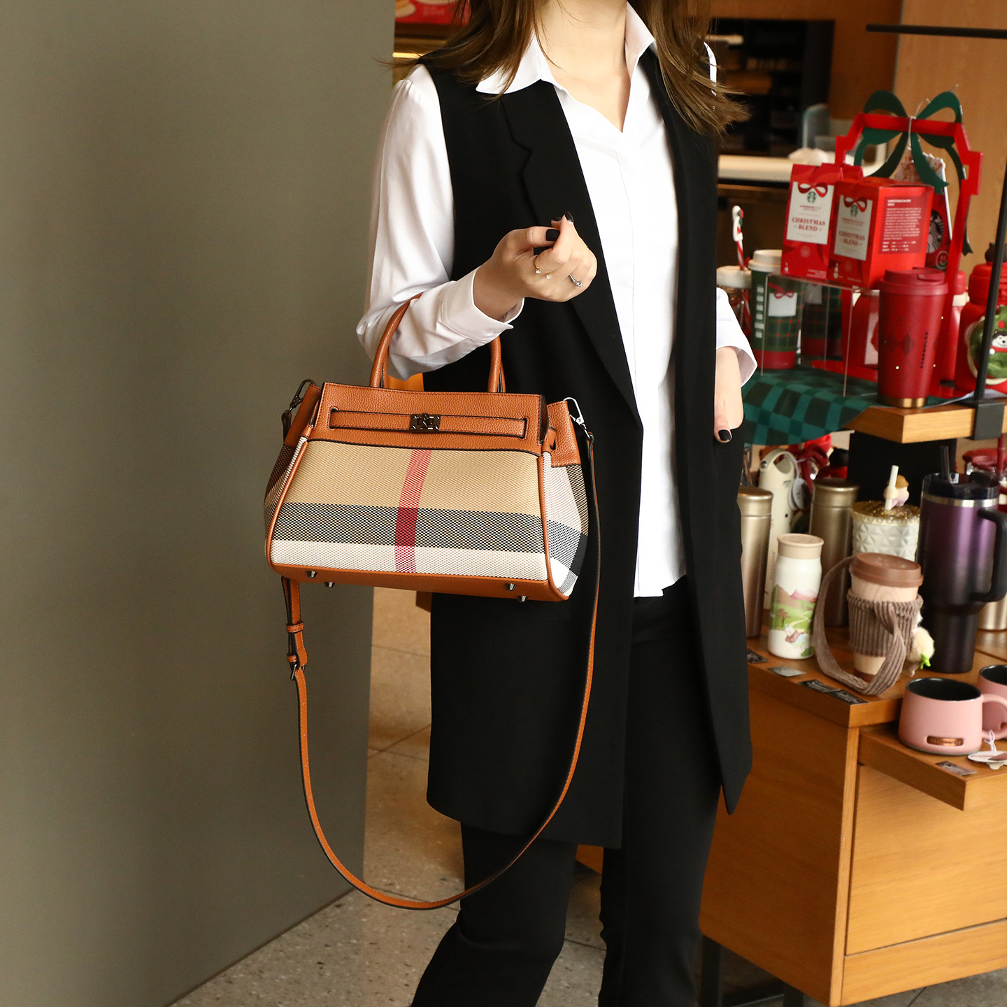 Kelly Bag Women's 2025 New Genuine Leather Plaid Crossbody Bag High-End Accessible Luxury Versatile Satchel Shoulder Bag for Women