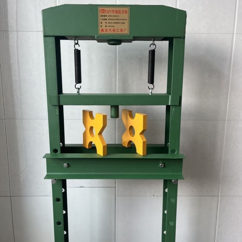 Pressure Press 20 Tons 32 Tons Auto Repair and Disassembly Gantry Car Bearing Press Bed Manual Hydraulic Hand Press