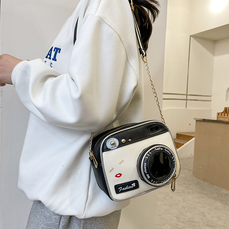 Bags New Style 2025 Internet Celebrity Girl Cute Japanese Style Easiest for Match Student Shoulder Crossbody Personalized Funny Camera Bag Trendy