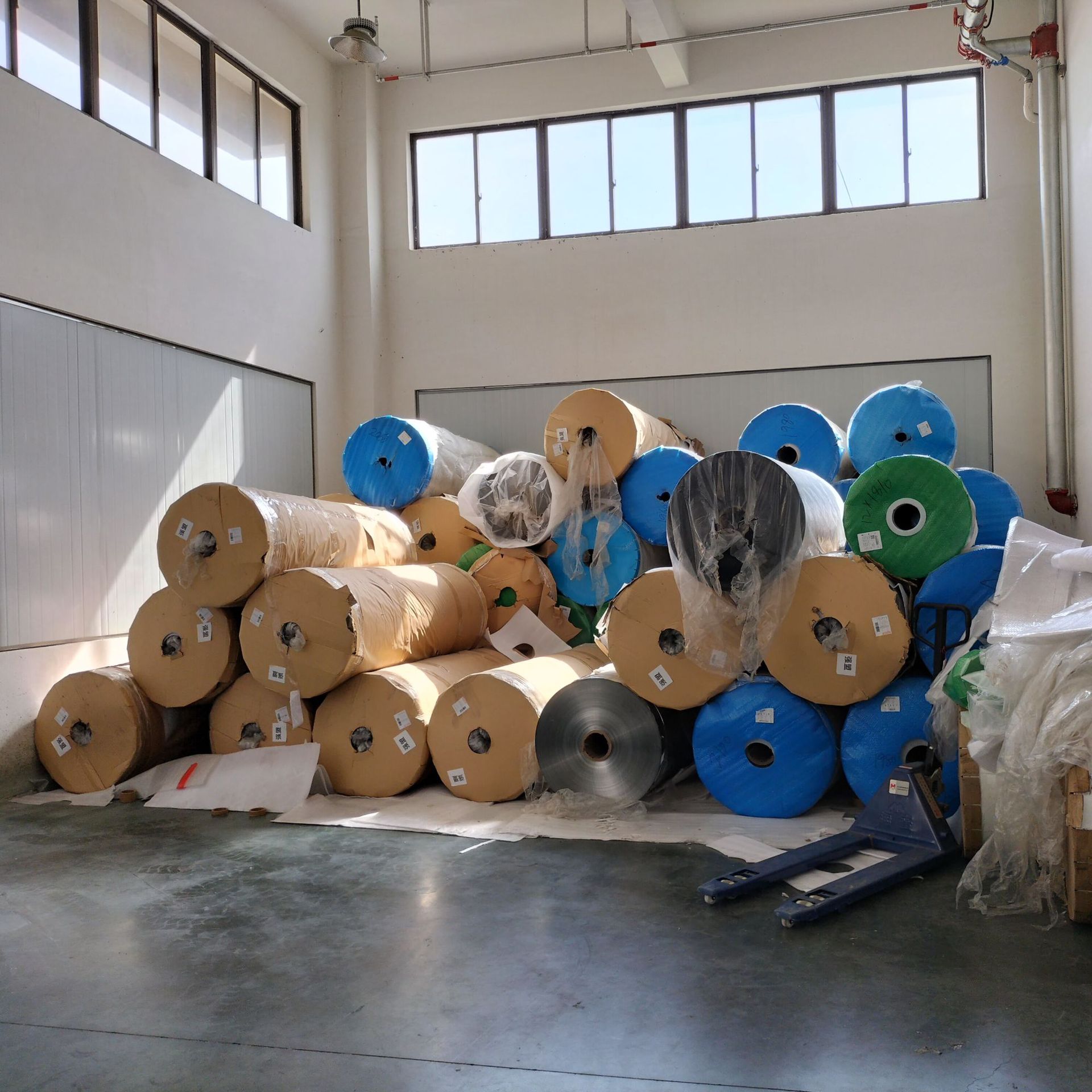 in stock Supply PET Original Film Transparent PET Electrostatic Insulation Film Food Packaging PET Composite Roll Film