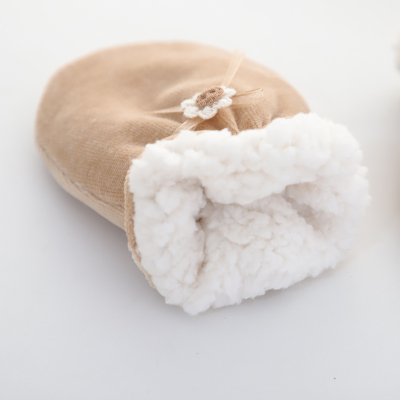 Baby Anti-scratch Gloves Autumn and Winter New Velvet Thickened Baby Velvet Colored Cotton Gloves Newborn Gloves