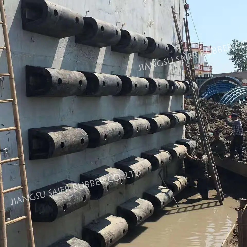 Factory Wholesale Direct Sales Rubber Fenders D-Type Series Complete Specifications Anti-Collision Strips Rubber Strips Dock