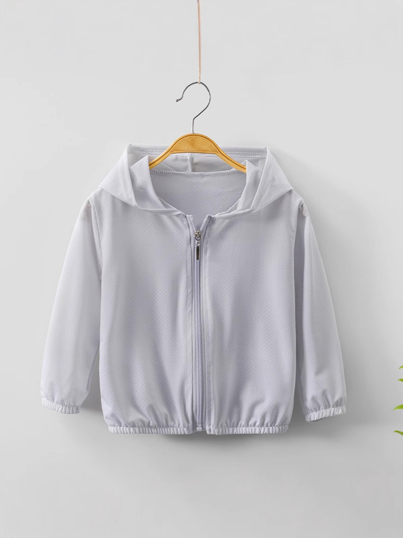 Summer new children's ice silk thin sunscreen clothing for boys and girls hooded long sleeve sunscreen clothing a generation of hair