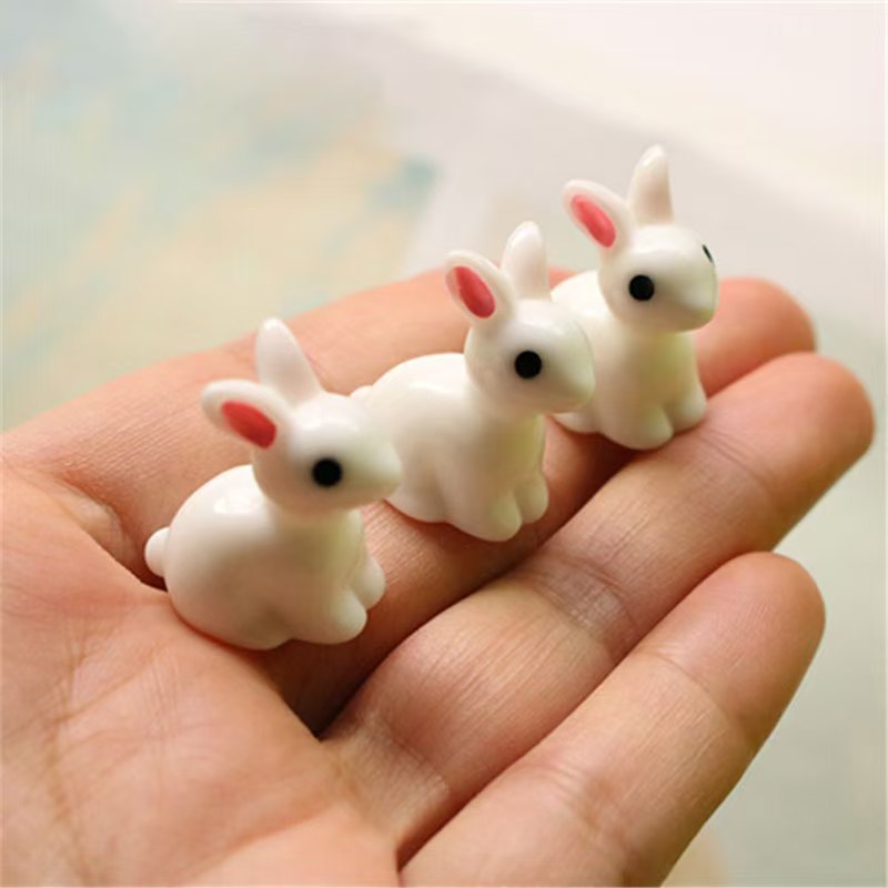 Micro Landscape Miniature Ornaments Small Ears White Rabbit Bag Ornaments Resin Crafts Mini DIY Accessories