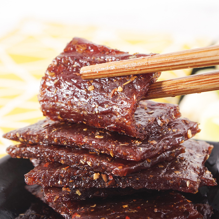 Lu straw mat beef tendon stinky dried seeds 80g pickled pepper beef tendon spicy stinky dried seeds spicy strips childhood snack spicy slices