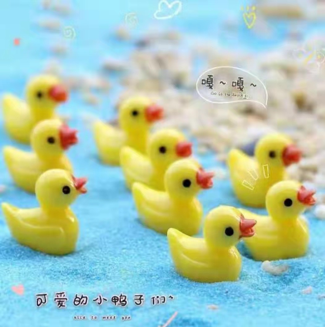 Creative Mini Yellow Duck Cute Home Trinkets Micro Landscape Succulent Moss Plant Duck Ornaments Decoration
