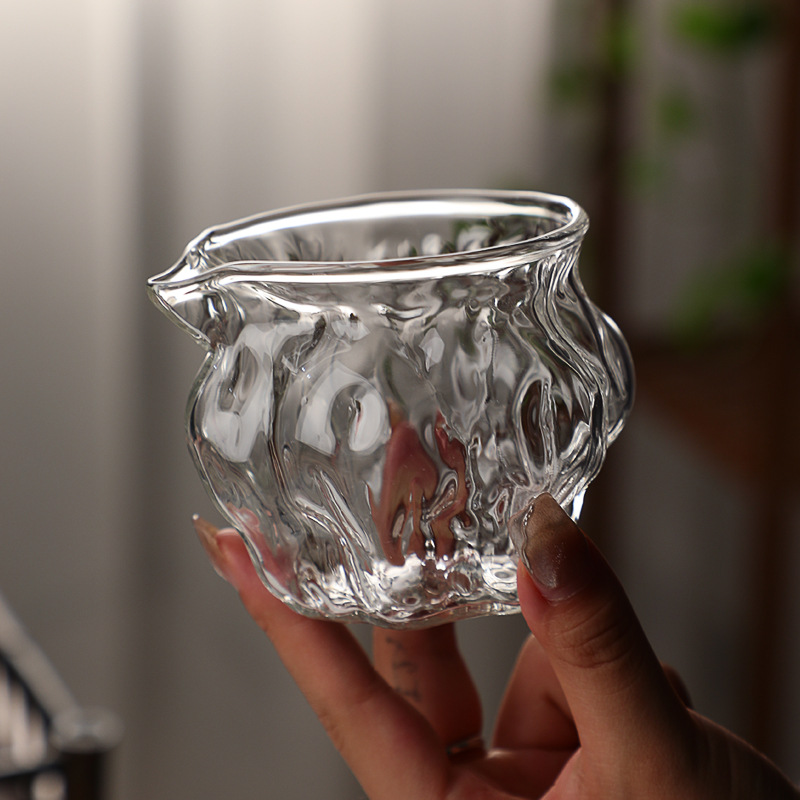 Japanese-style walnut pattern glass fair cup thickened heat-resistant hammer pattern male cup tea dispenser household large kung fu tea set