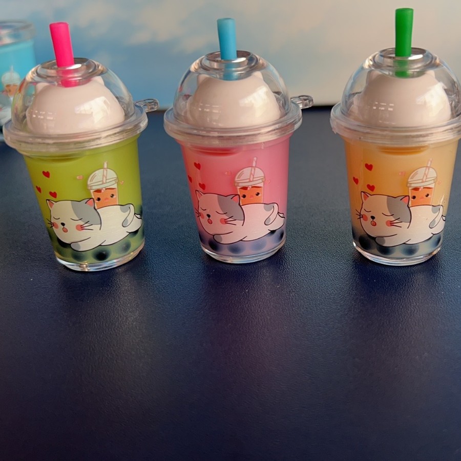 Подвеска в виде чашки молочного чая оптом, подвеска в виде чашки молочного чая с кошкой оптом