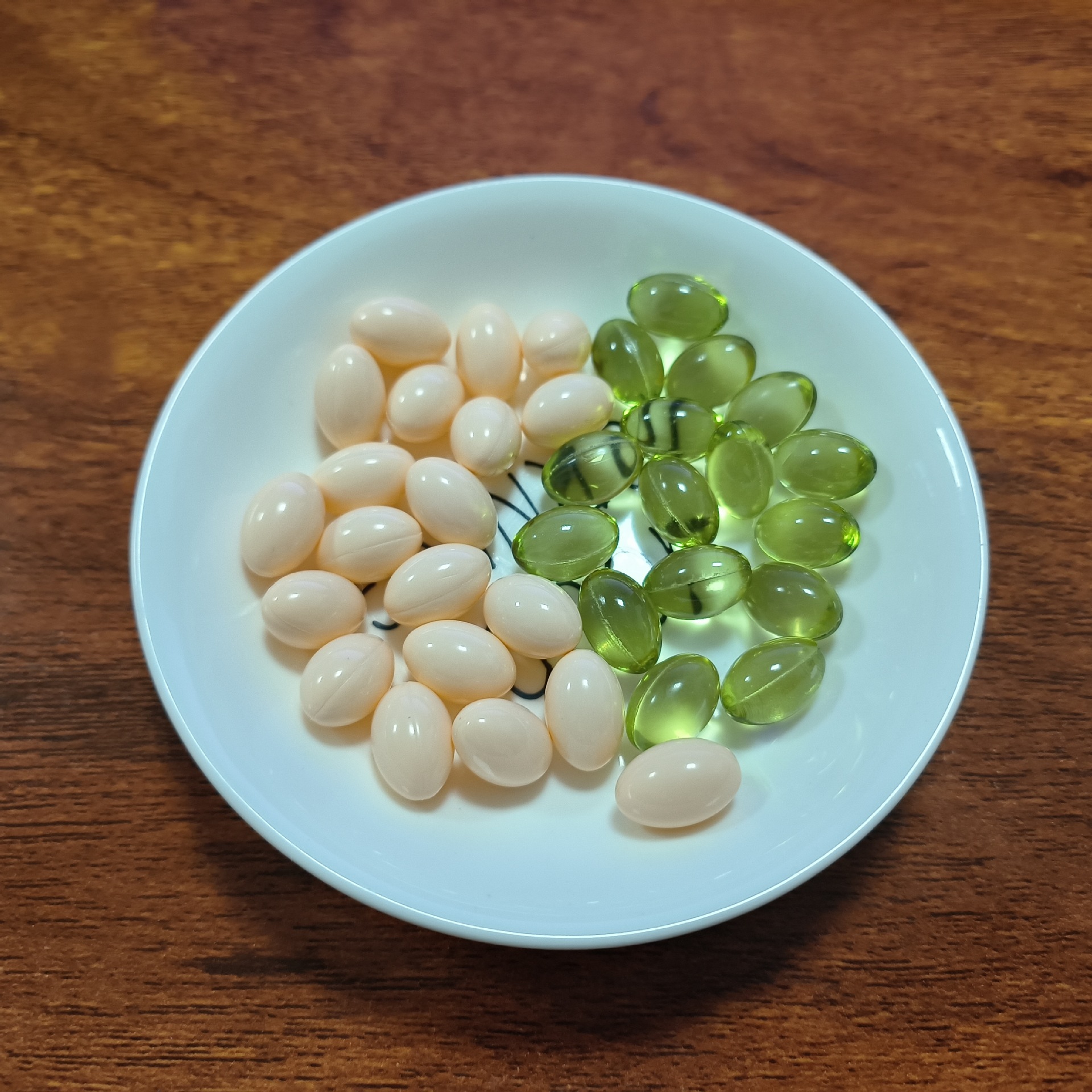 Рыбий жир, масло водорослей, мягкие капсулы, гелевые конфеты, обработка от источника, полные квалификации, различные типы и цвета доступны