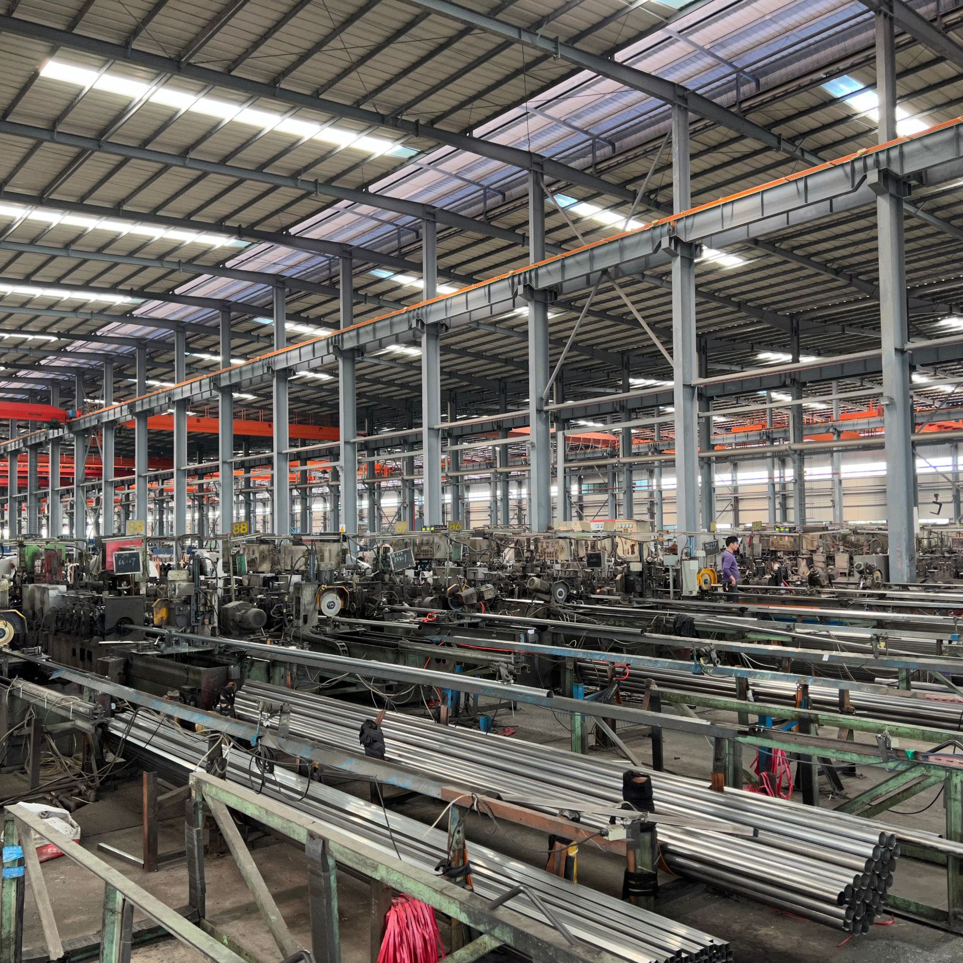 201 Stainless Steel Round Tube Large Diameter Decorative Structural Support Thin Wall Bright Surface Hollow Welded 201 Stainless Steel Tube