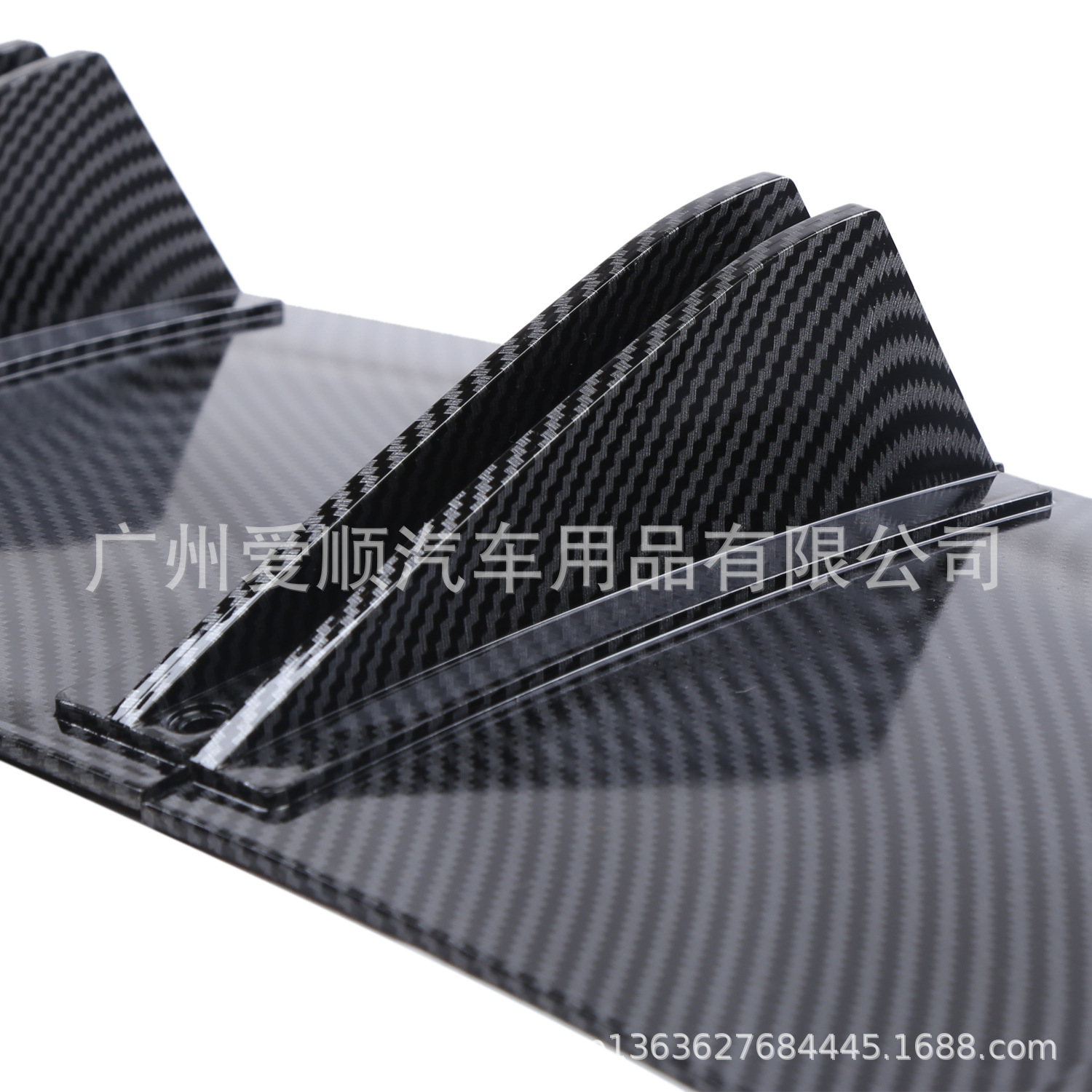 Car Modified Segmented Rear Spoiler, Two-Stage Diffuser, Shark Fin Chassis Rear Spoiler Split Deflector