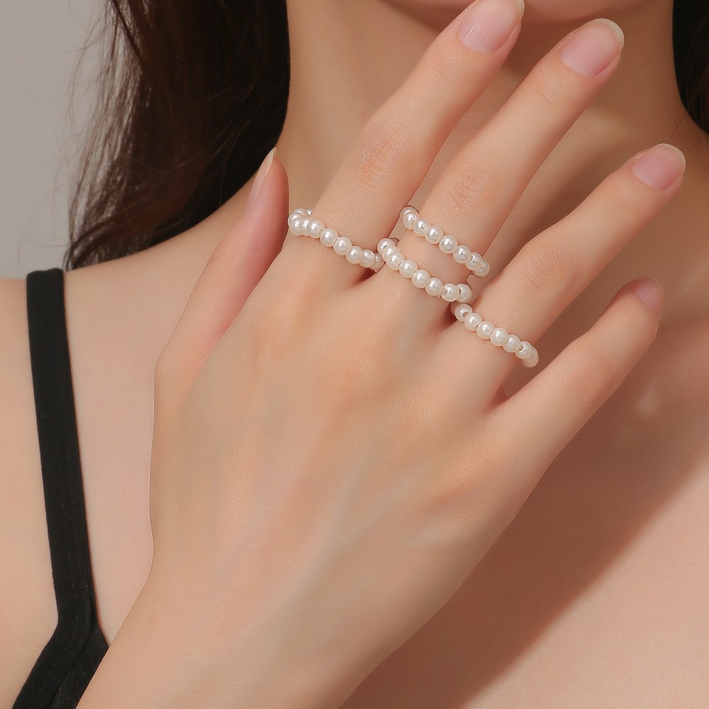 New Colorful Rice Bead Ring Beaded Elastic Ring Fashion Pearl Xiaomi Bead Ring Wholesale