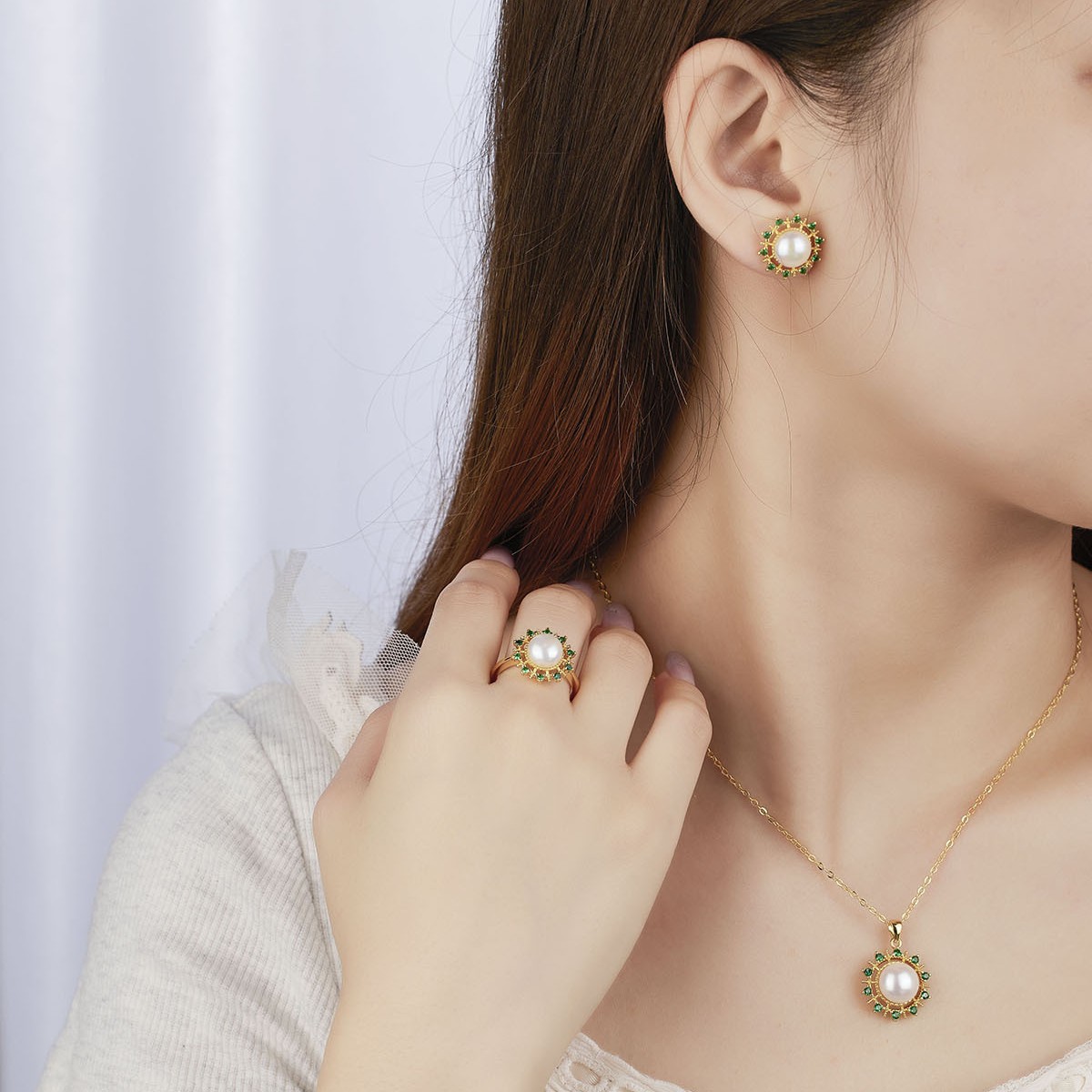 Sunflower Pearl Set Jewelry Women's Micro Diamond Fashionable Elegant Retro Design Flower Earrings Wholesale